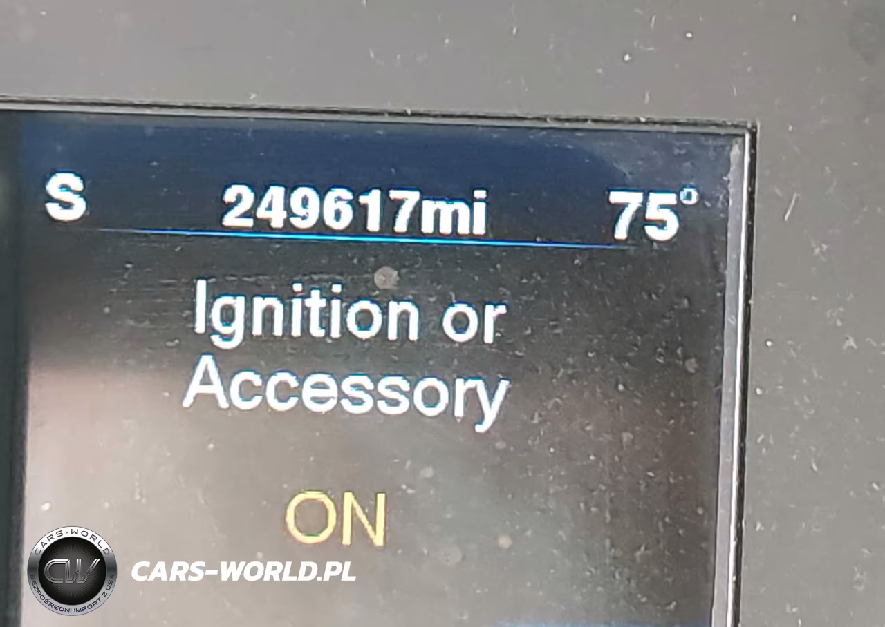 2012 Chrysler 300 VIN:2C3CCAAG2CH138374 - 15