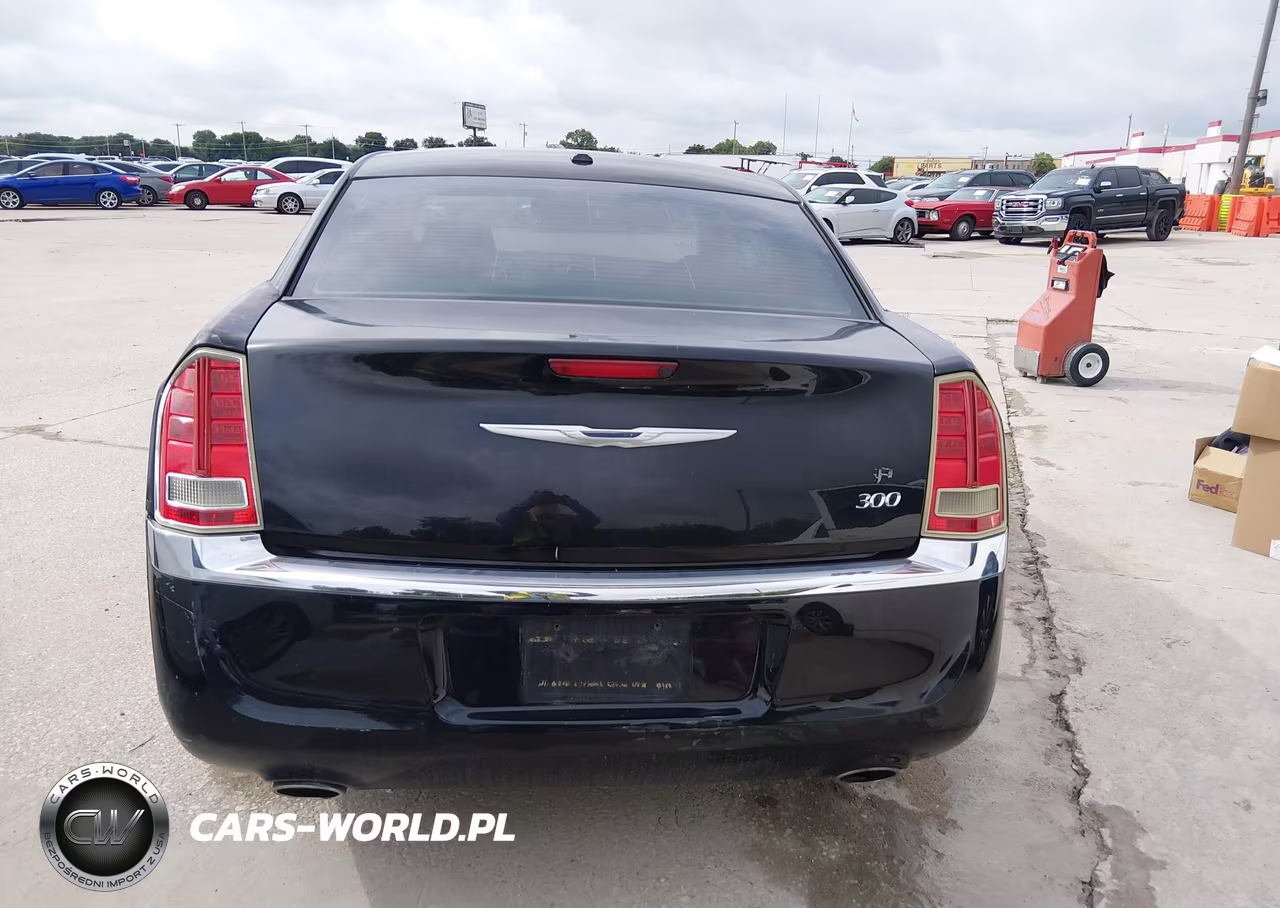 2012 Chrysler 300 VIN:2C3CCAAG2CH138374 - 16