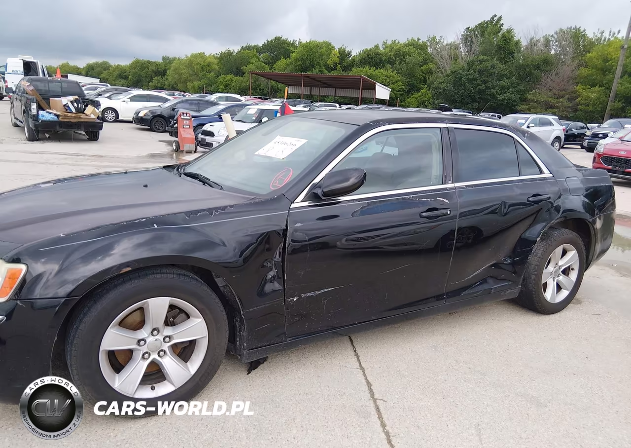 2012 Chrysler 300 VIN:2C3CCAAG2CH138374 - 6