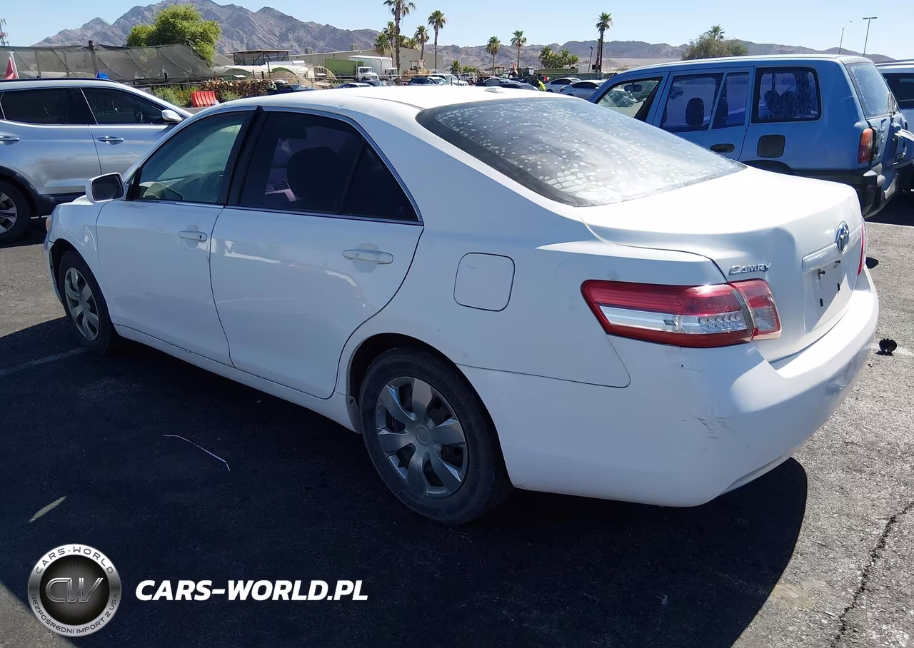 2010 Toyota Camry VIN:4T1BF3EK9AU537992 - 3