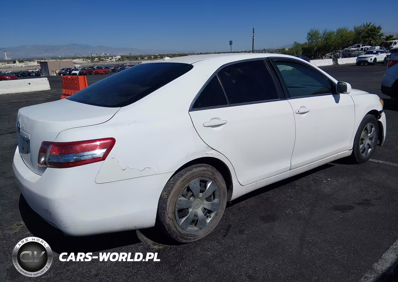 2010 Toyota Camry VIN:4T1BF3EK9AU537992 - 4