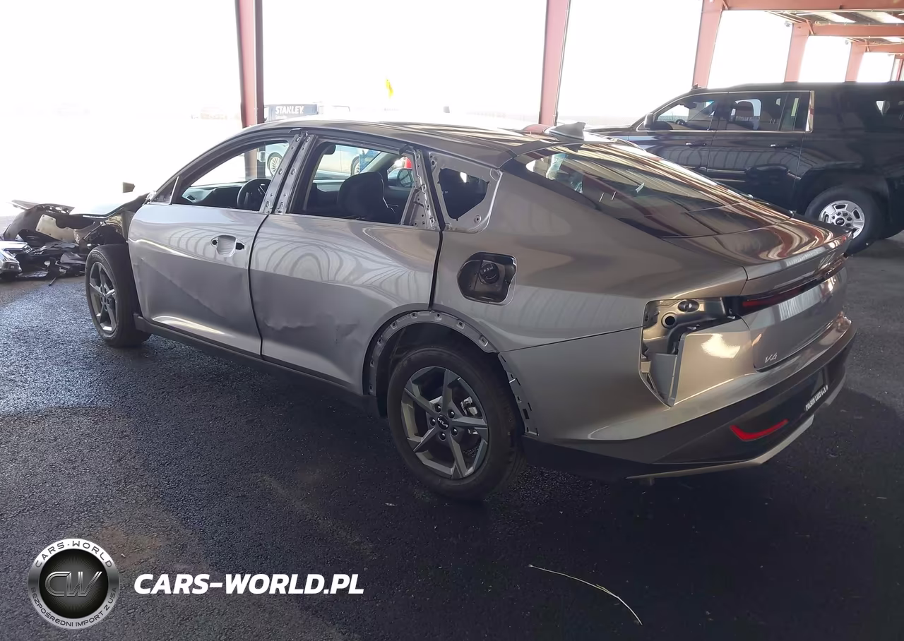 2025 Kia K4 Lxs VIN:3KPFT4DE6SE178505 - 3