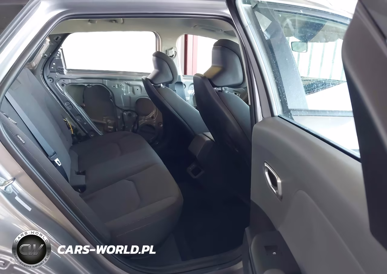 2025 Kia K4 Lxs VIN:3KPFT4DE6SE178505 - 8