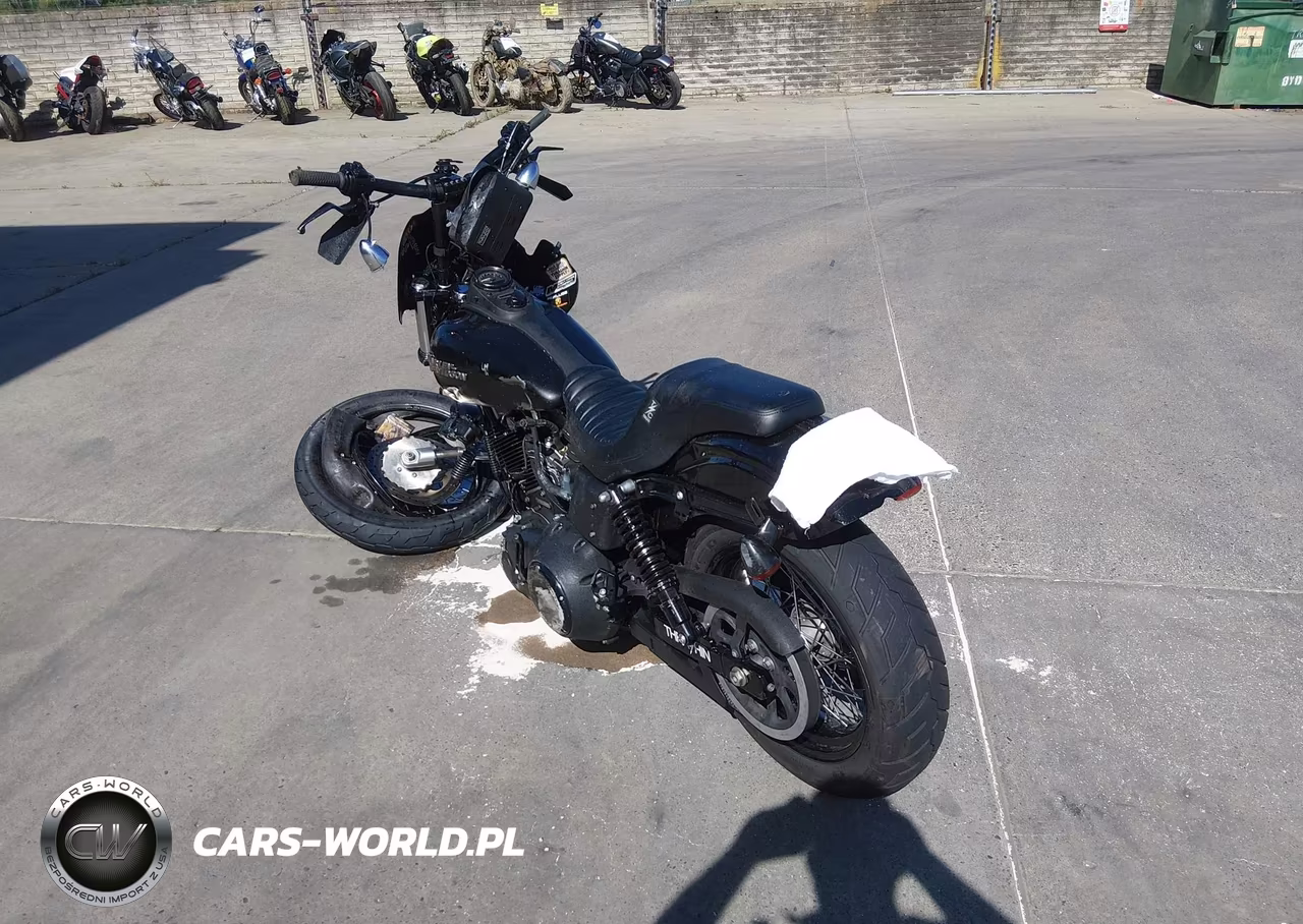 2010 Harley-Davidson Fxdb VIN:1HD1GX438AC310120 - 3