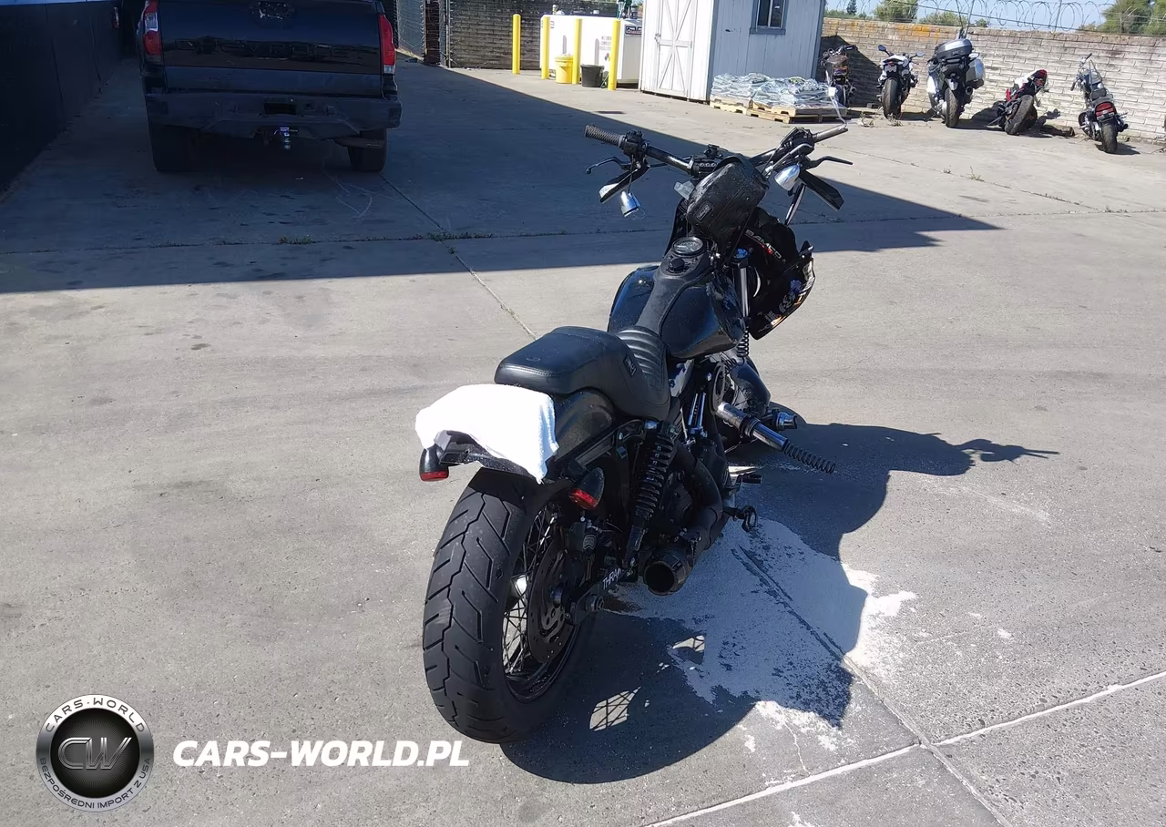 2010 Harley-Davidson Fxdb VIN:1HD1GX438AC310120 - 4