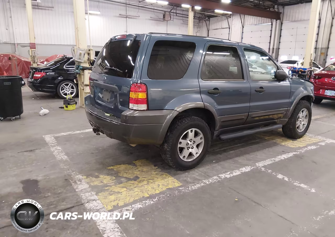 2005 Ford Escape Xlt VIN:1FMYU93175KA65872 - 4