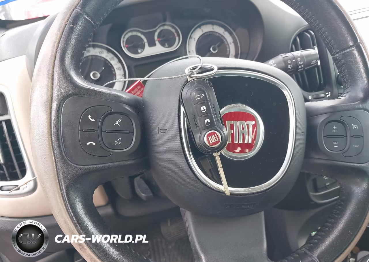 2015 Fiat 500L Lounge VIN:ZFBCFACH3FZ033181 - 11