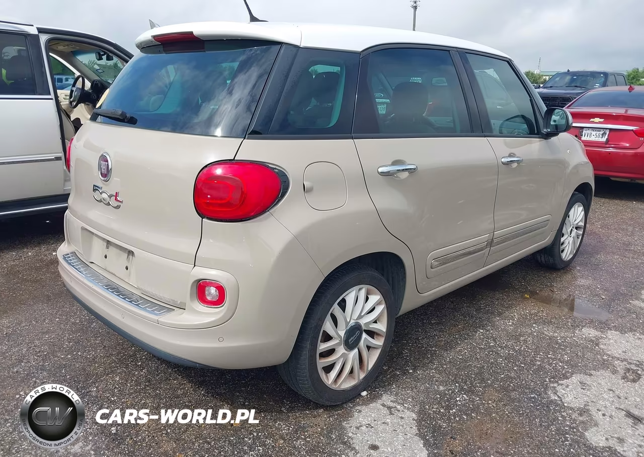 2015 Fiat 500L Lounge VIN:ZFBCFACH3FZ033181 - 4