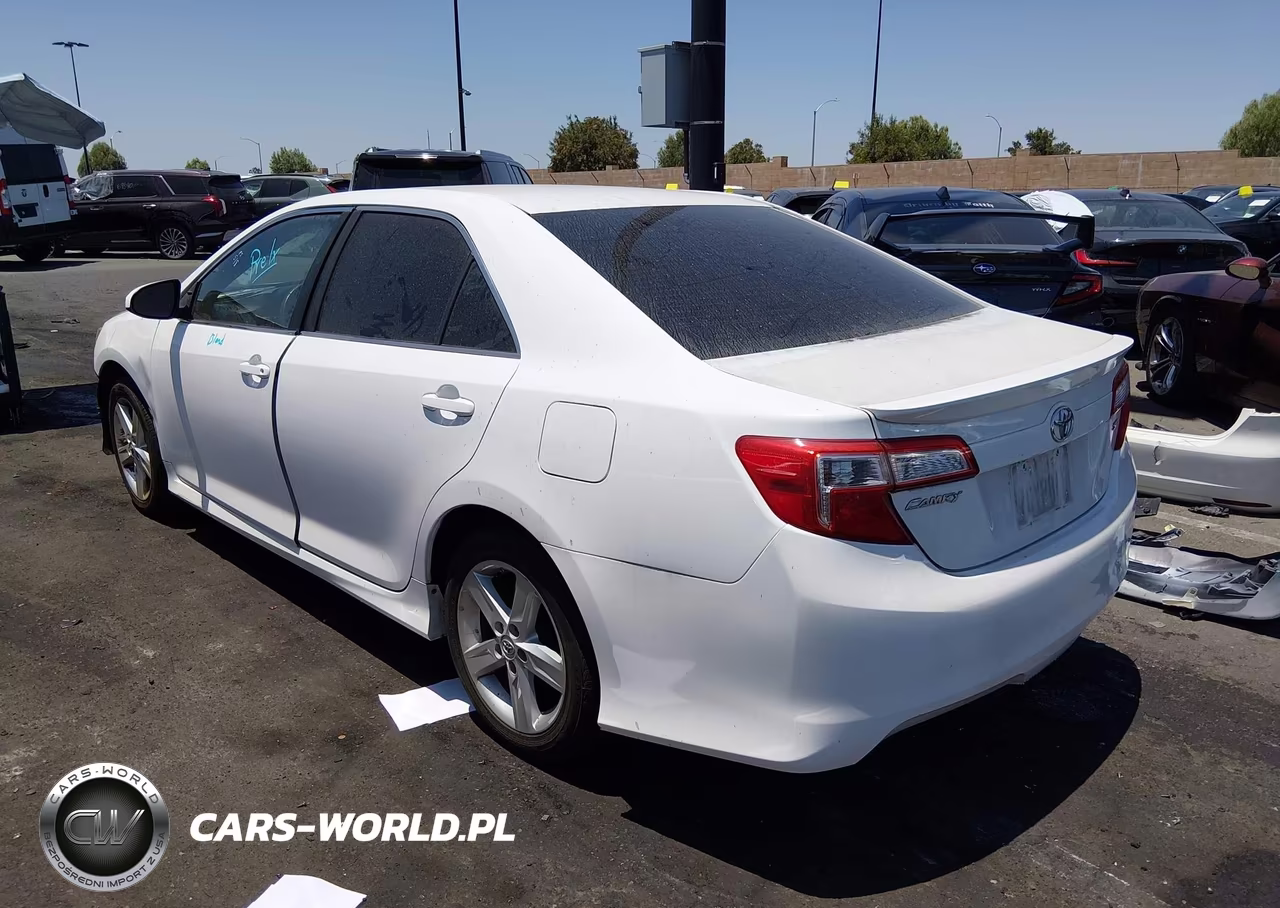 2014 Toyota Camry Se VIN:4T1BF1FK1EU759015 - 15