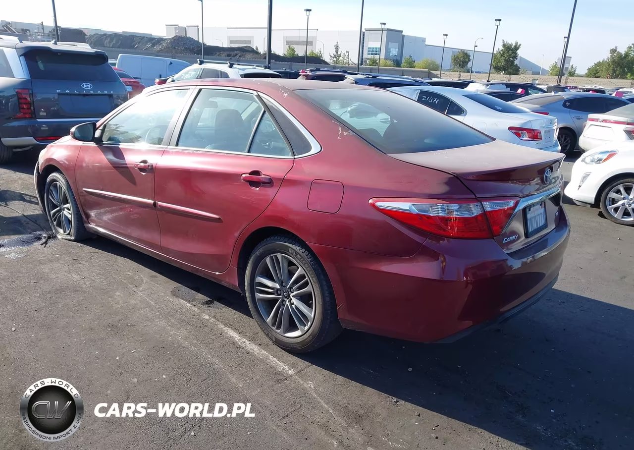 2015 Toyota Camry Se VIN:4T1BF1FK0FU989341 - 3