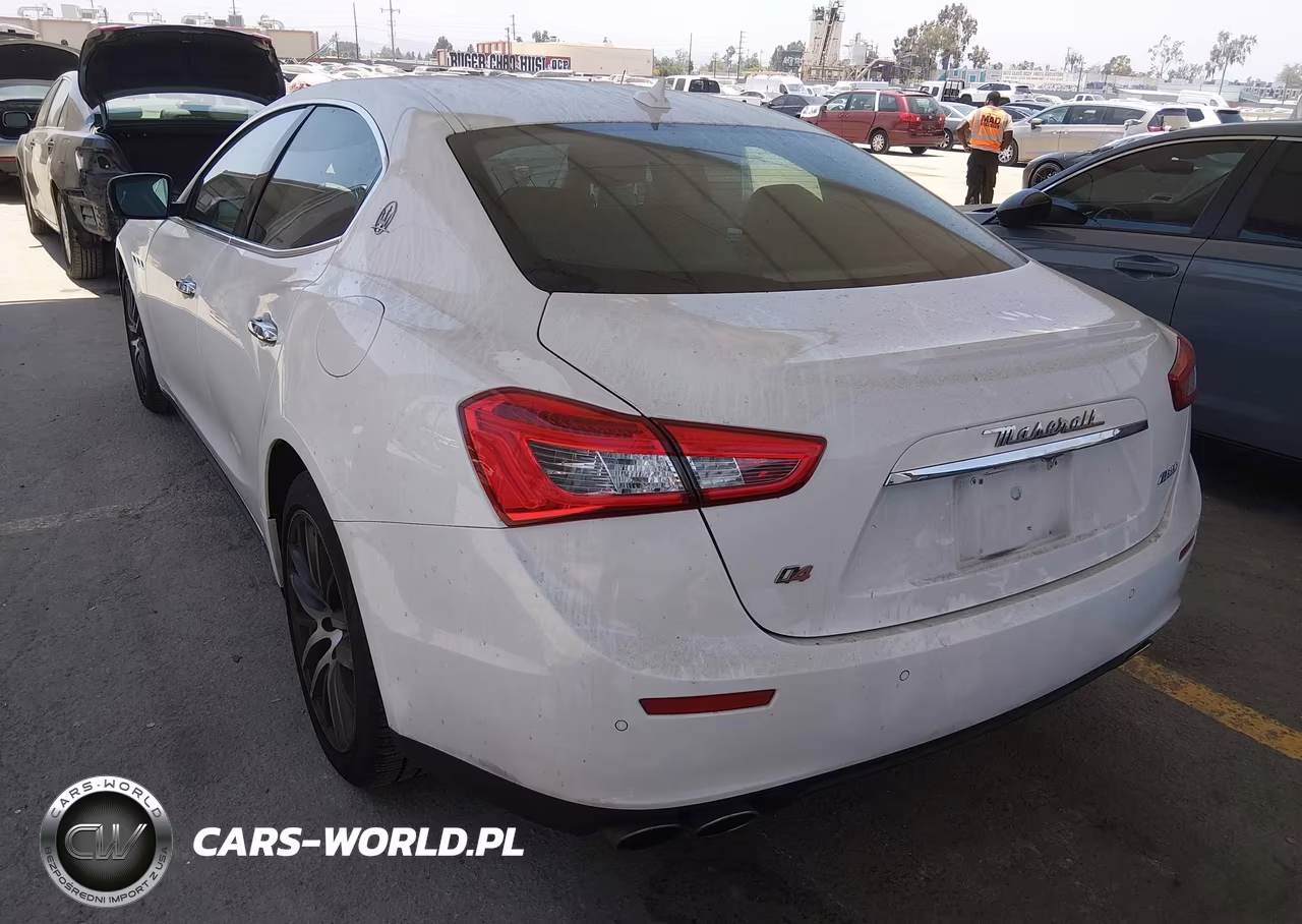 2014 Maserati Ghibli S Q4 VIN:ZAM57RTAXE1089602 - 3
