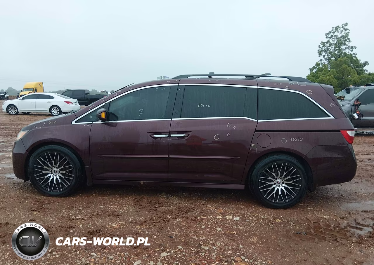 2011 Honda Odyssey Touring-Touring Elite VIN:5FNRL5H98BB086368 - 14