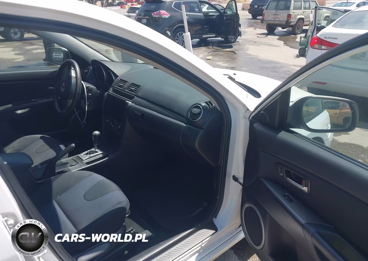 2007 Mazda Mazda3 S Touring VIN:JM1BK324371604456 - 5