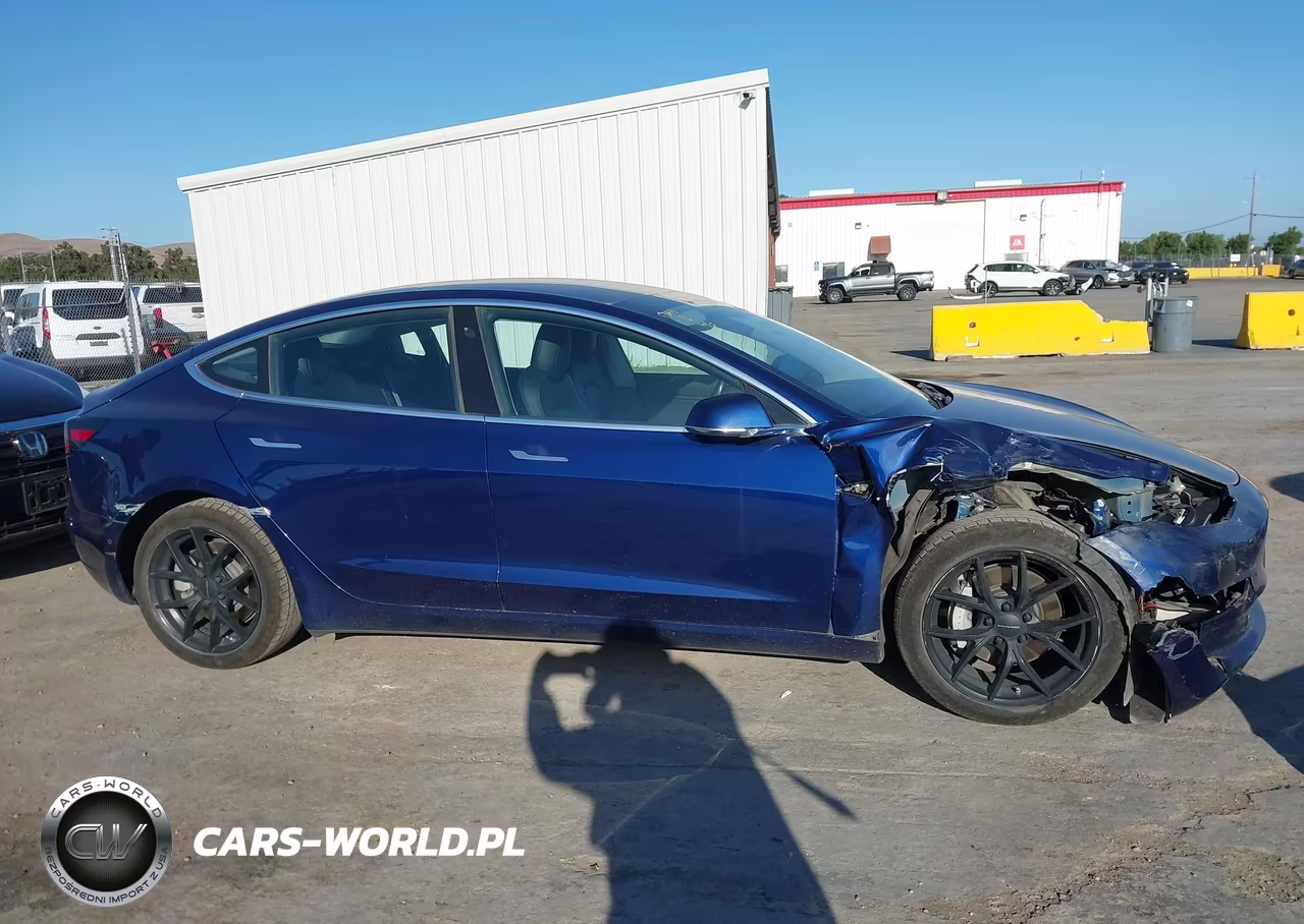 2018 Tesla Model 3 Long Range-Mid Range VIN:5YJ3E1EA1JF102626 - 13