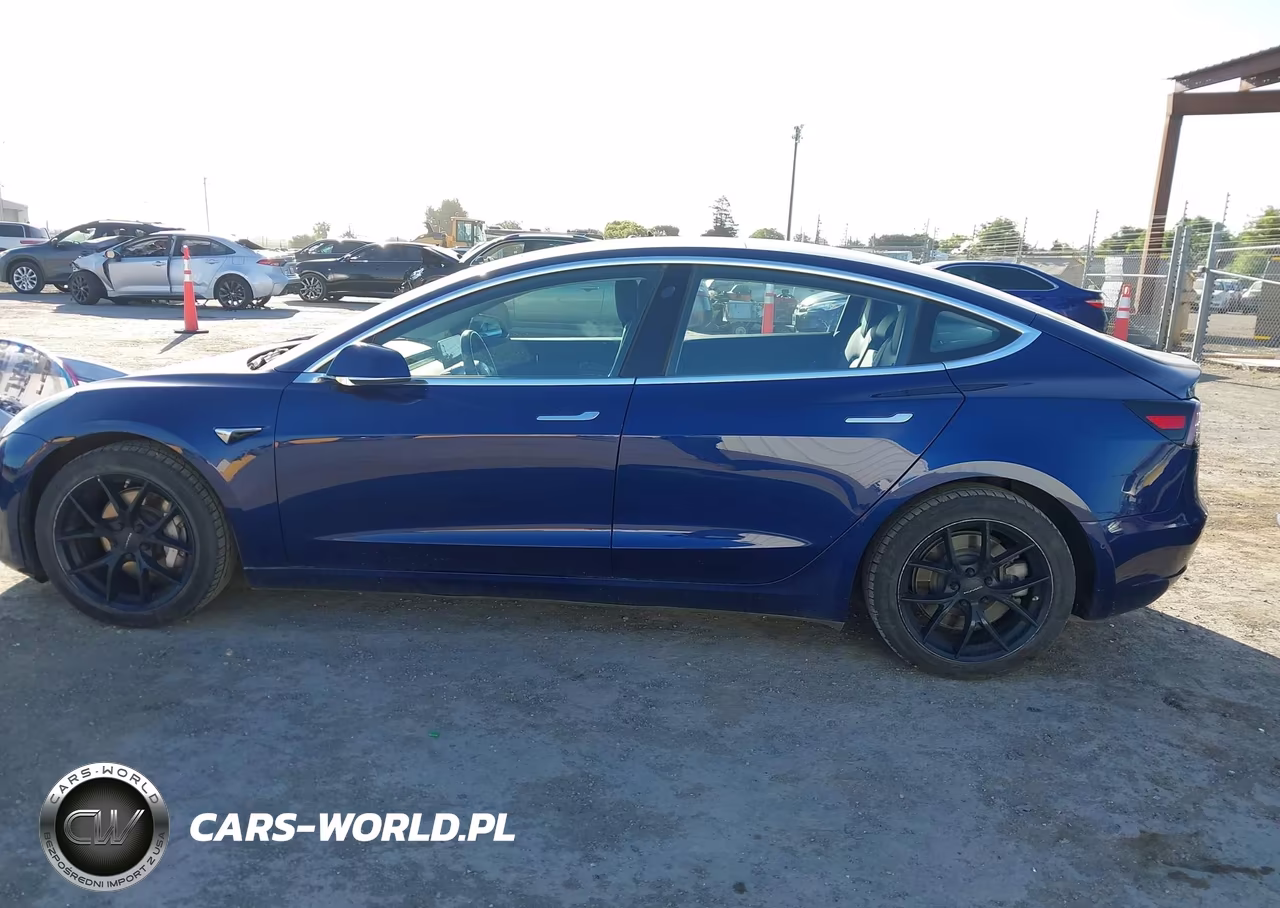 2018 Tesla Model 3 Long Range-Mid Range VIN:5YJ3E1EA1JF102626 - 14