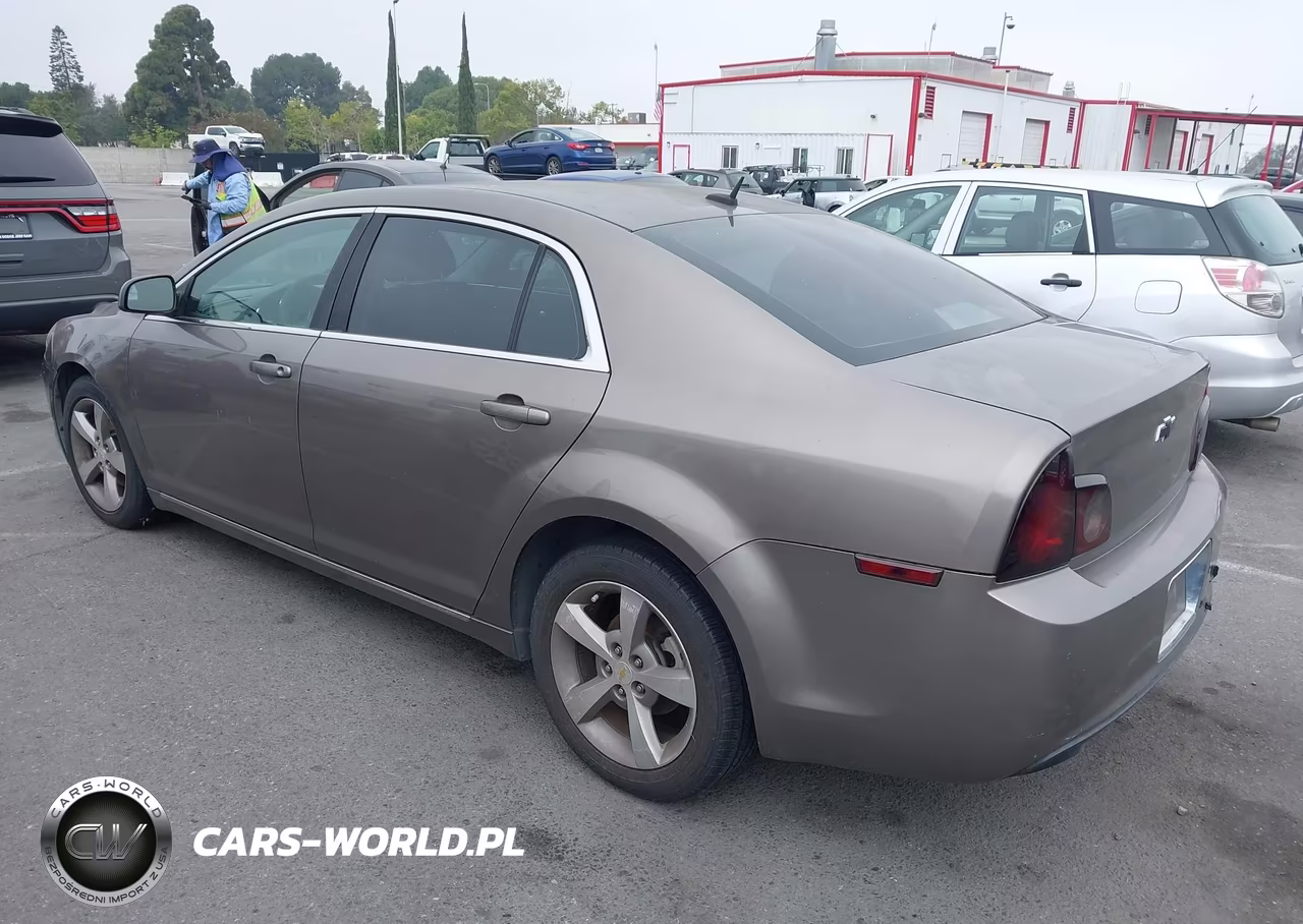 2011 Chevrolet Malibu 1Lt VIN:1G1ZC5E13BF330110 - 3
