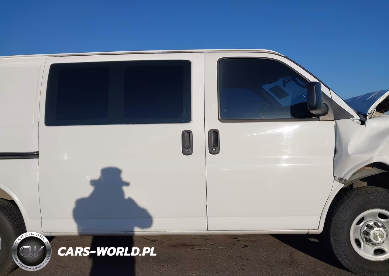 2012 Chevrolet Express 2500 Work Van VIN:1GCWGFCA5C1150147 - 13