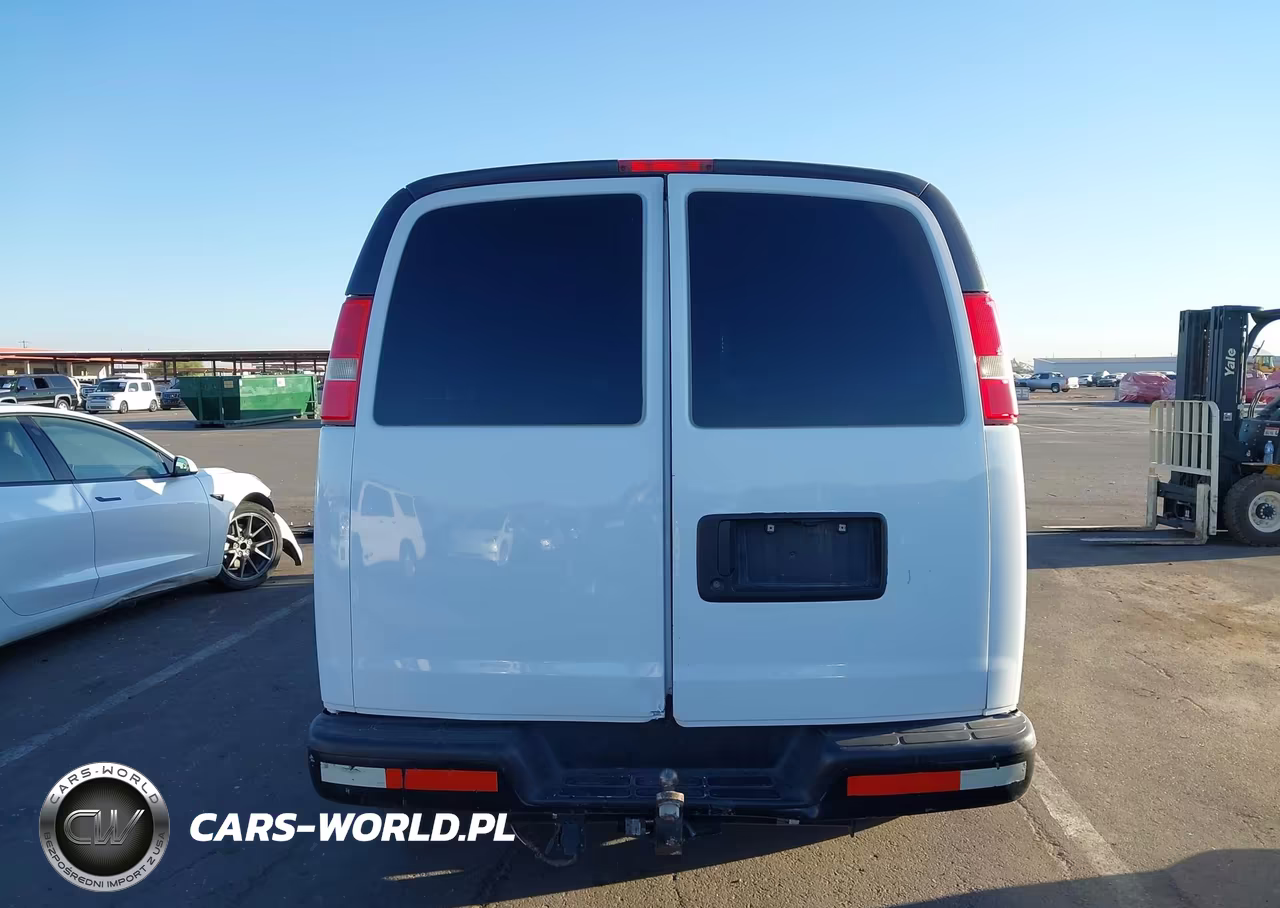 2012 Chevrolet Express 2500 Work Van VIN:1GCWGFCA5C1150147 - 16
