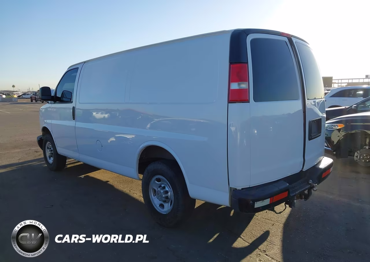 2012 Chevrolet Express 2500 Work Van VIN:1GCWGFCA5C1150147 - 3