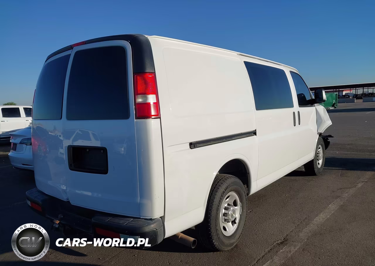 2012 Chevrolet Express 2500 Work Van VIN:1GCWGFCA5C1150147 - 4