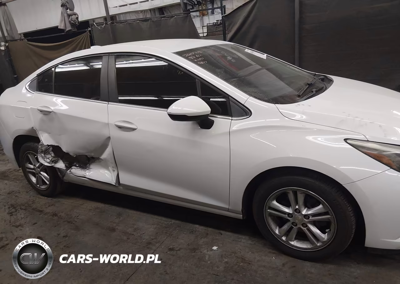 2018 Chevrolet Cruze Lt Auto VIN:1G1BE5SM2J7104837 - 13