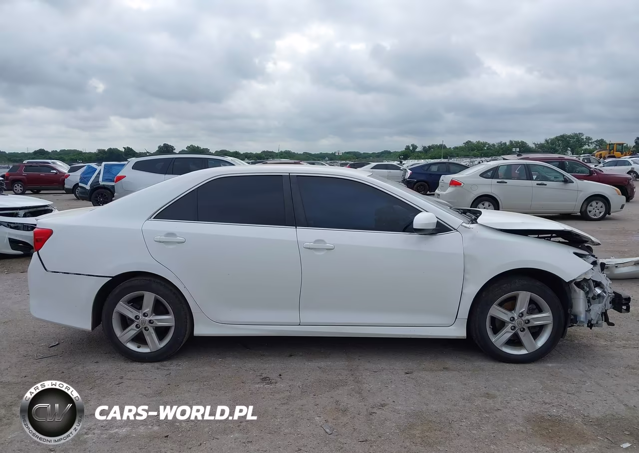 2014 Toyota Camry Se VIN:4T1BF1FK6EU391138 - 14