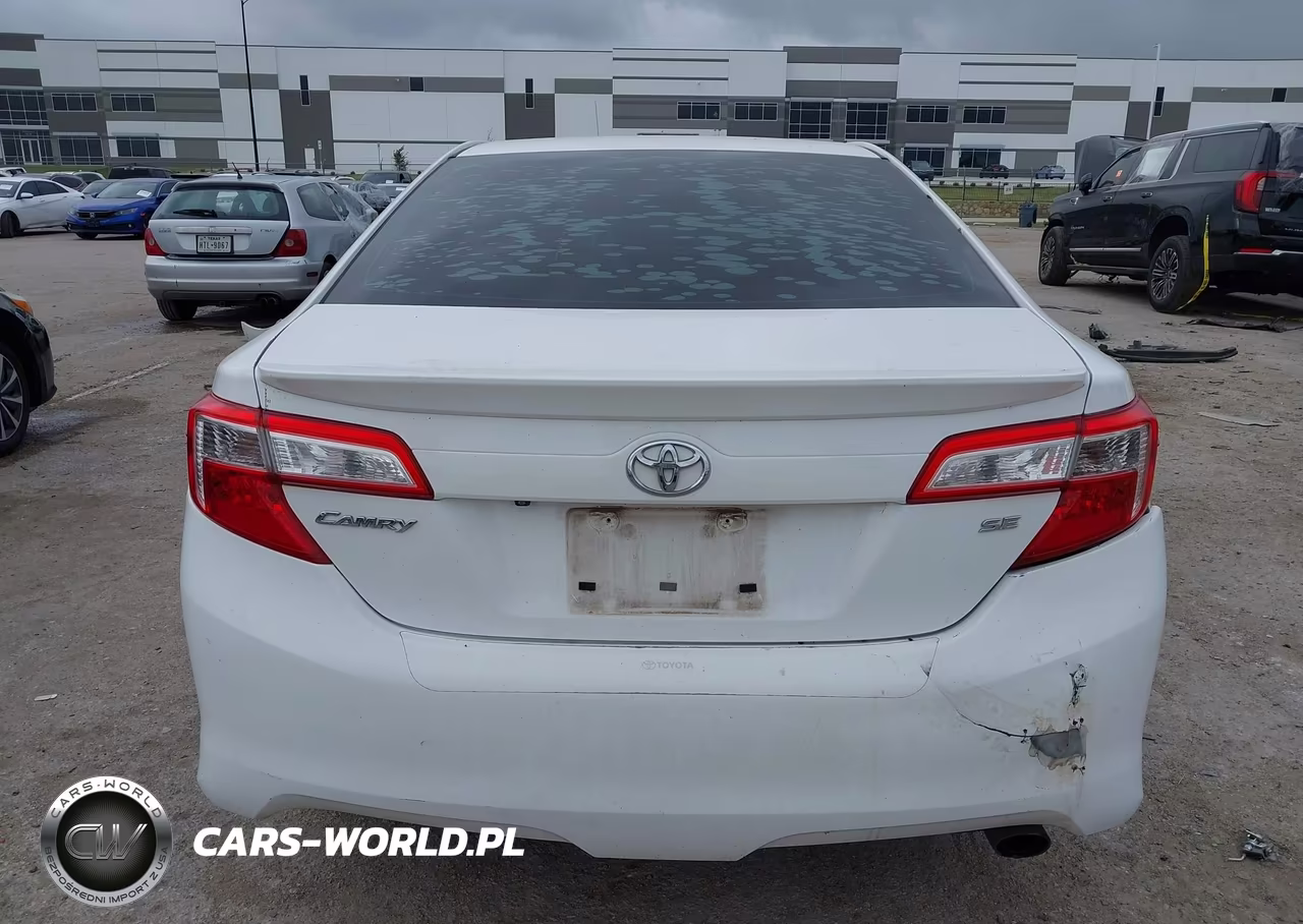 2014 Toyota Camry Se VIN:4T1BF1FK6EU391138 - 17