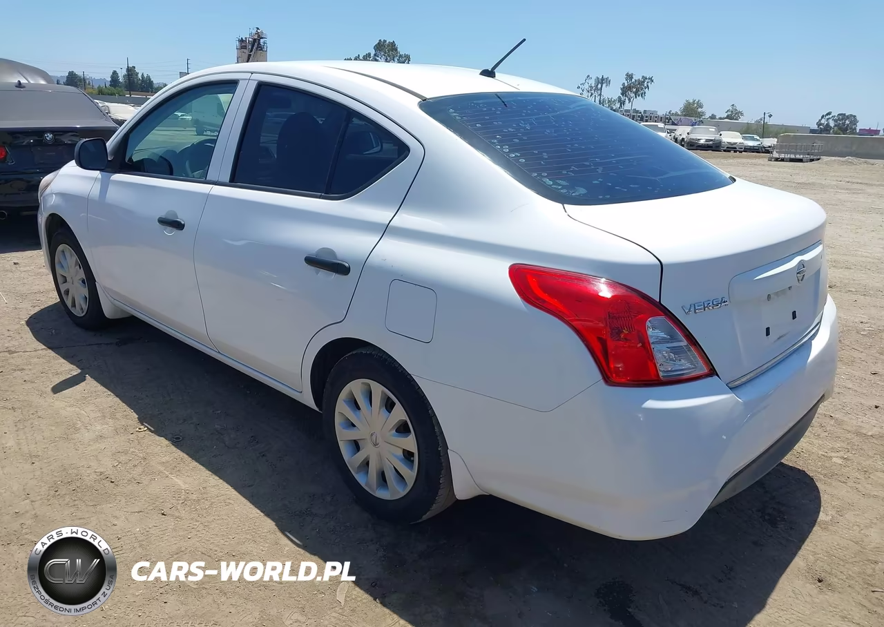 2015 Nissan Versa 1.6 S VIN:3N1CN7APXFL817509 - 3