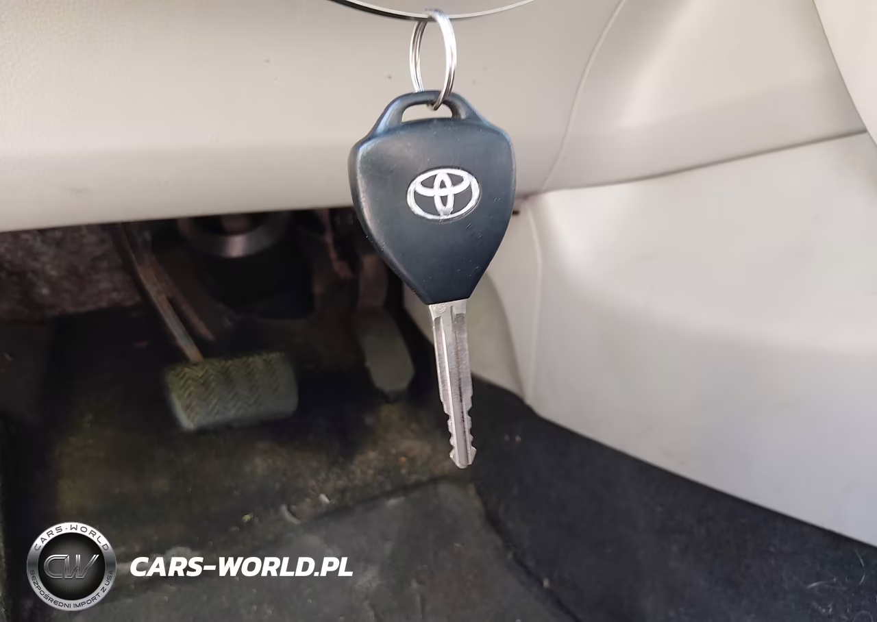 2013 Toyota Corolla Le VIN:2T1BU4EE9DC960518 - 11