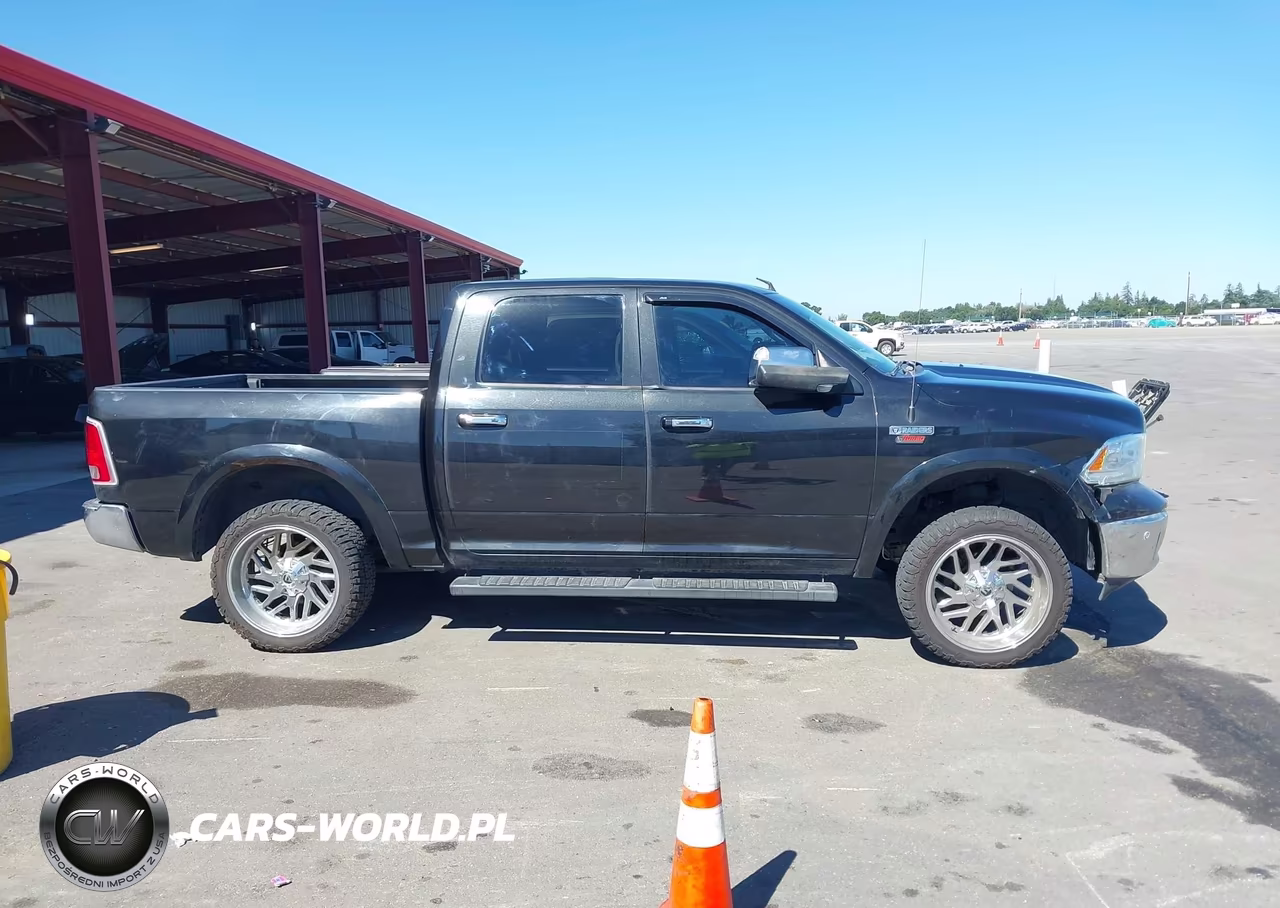 2017 Ram 1500 Laramie 4X4 5'7 Box VIN:1C6RR7NMXHS882707 - 13