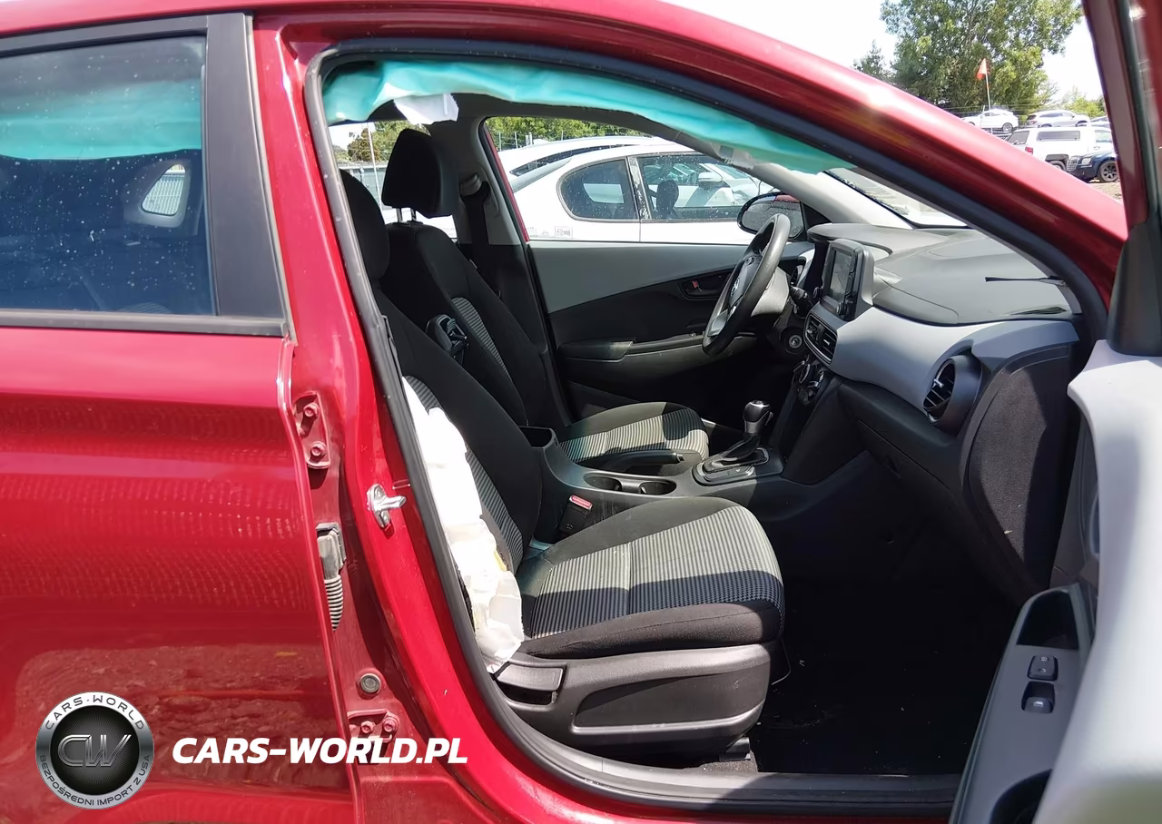 2019 Hyundai Kona Se VIN:KM8K12AA2KU290984 - 5
