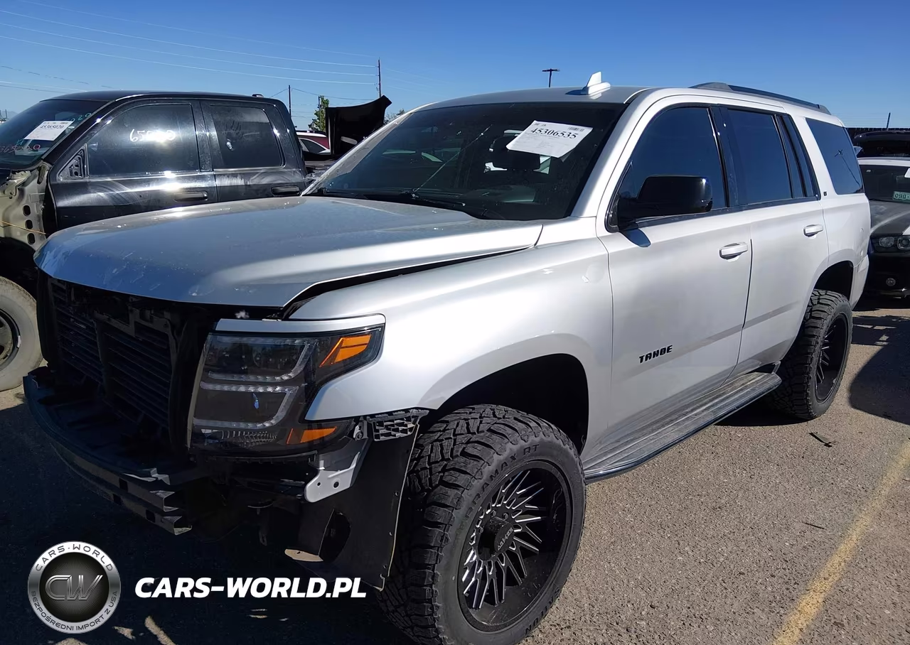 2019 Chevrolet Tahoe Lt VIN:1GNSKBKC6KR104049 - 2