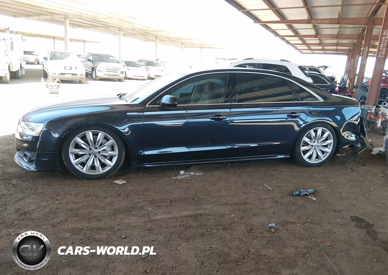 2017 Audi A8 L Sport VIN:WAU43AFD2HN010629 - 14