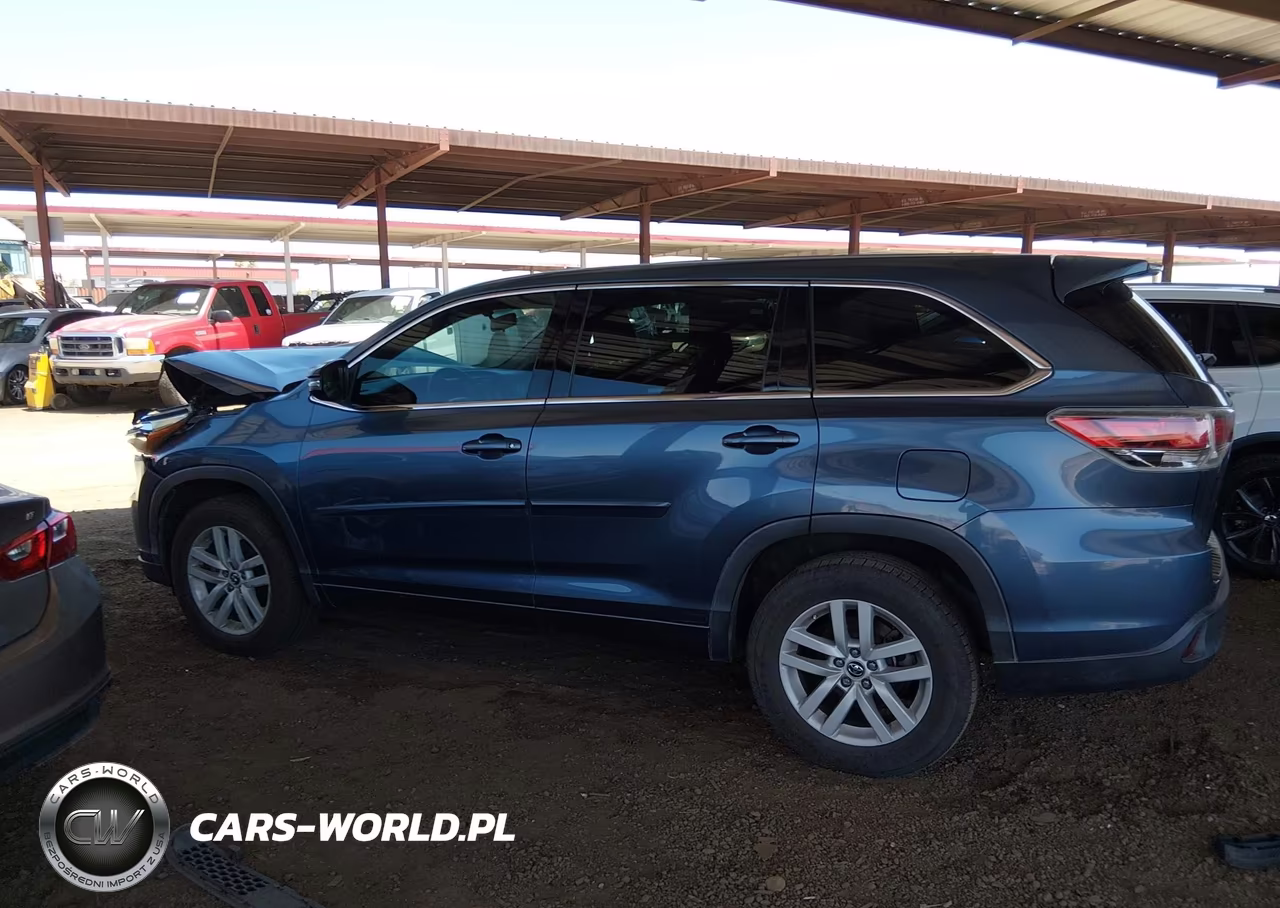 2016 Toyota Highlander Le V6 VIN:5TDZKRFH0GS122836 - 13