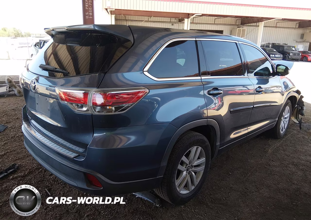 2016 Toyota Highlander Le V6 VIN:5TDZKRFH0GS122836 - 4