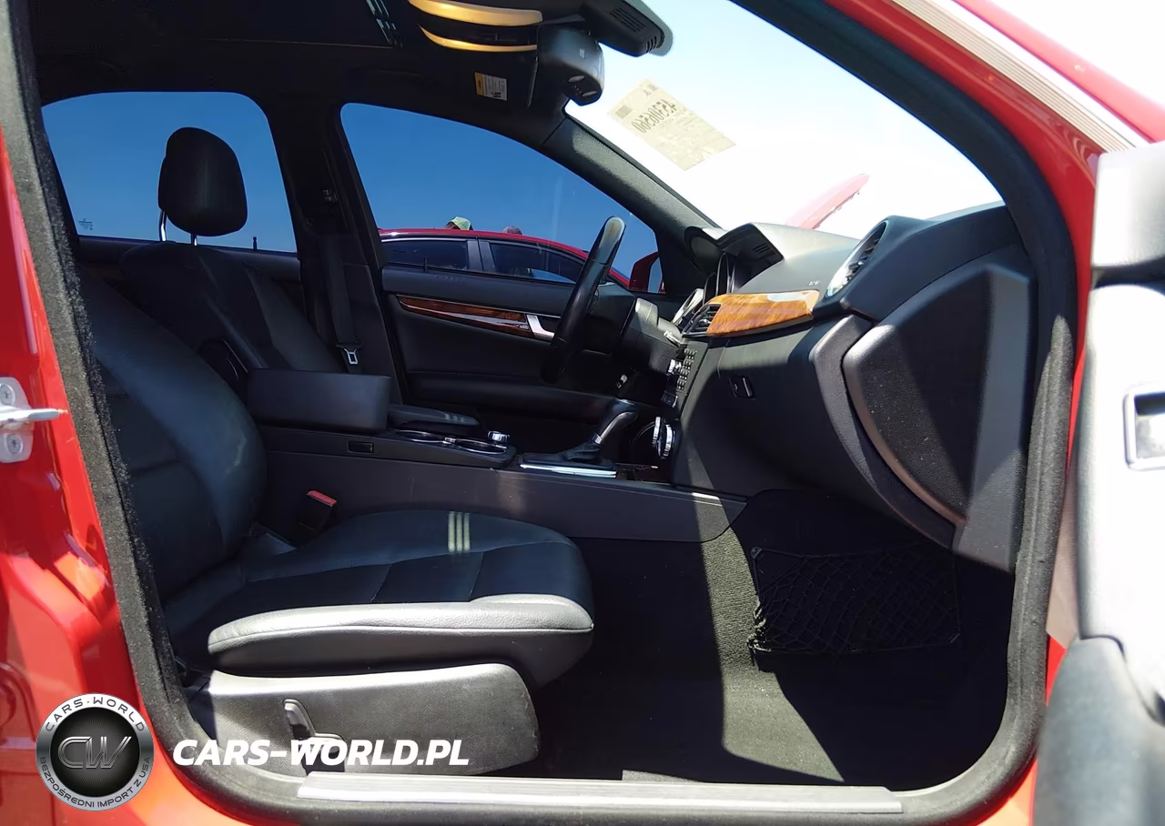 2012 Mercedes-Benz C 250 Sport VIN:WDDGF4HB6CR208836 - 5