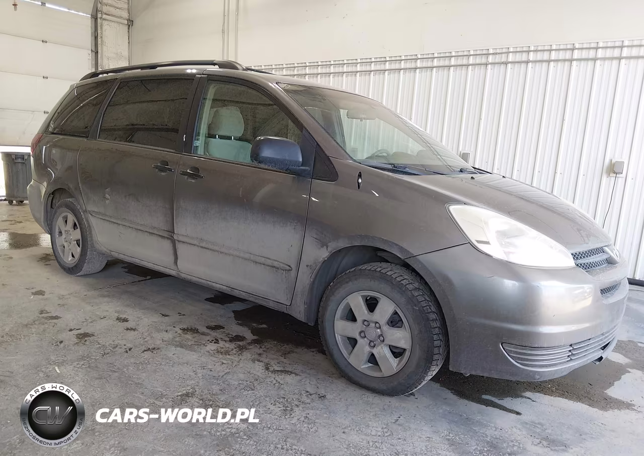 2004 Toyota Sienna Le