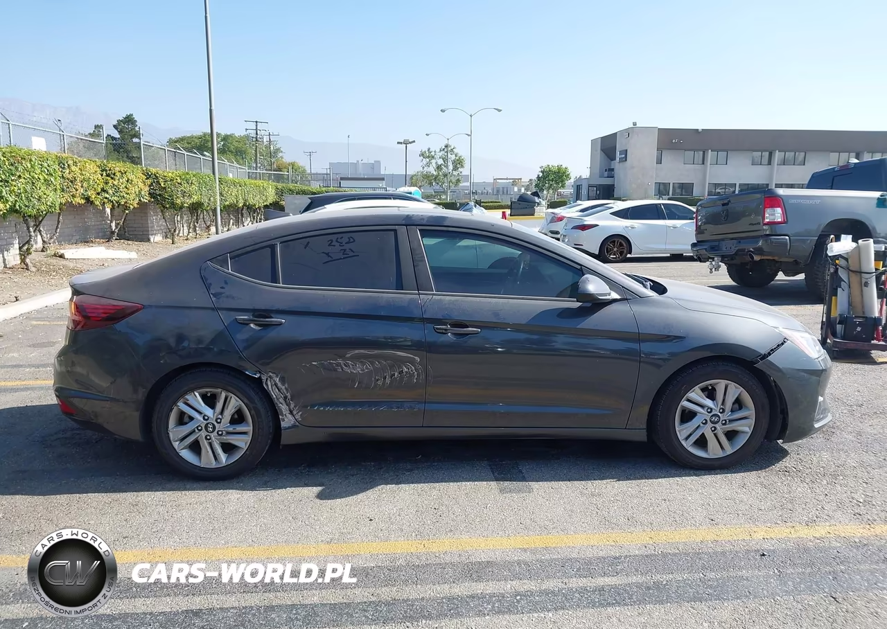 2020 Hyundai Elantra Value Edition VIN:5NPD84LF7LH610373 - 13