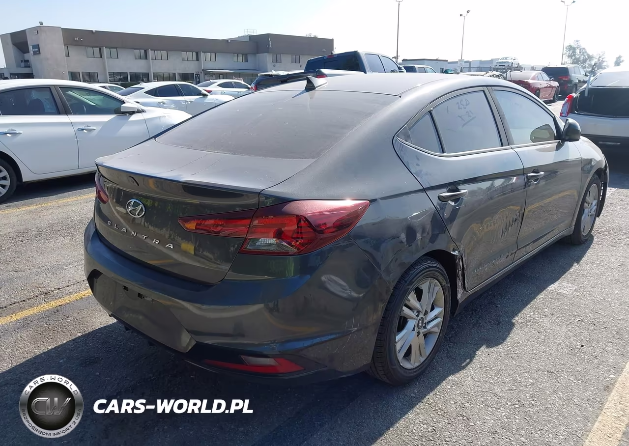 2020 Hyundai Elantra Value Edition VIN:5NPD84LF7LH610373 - 4