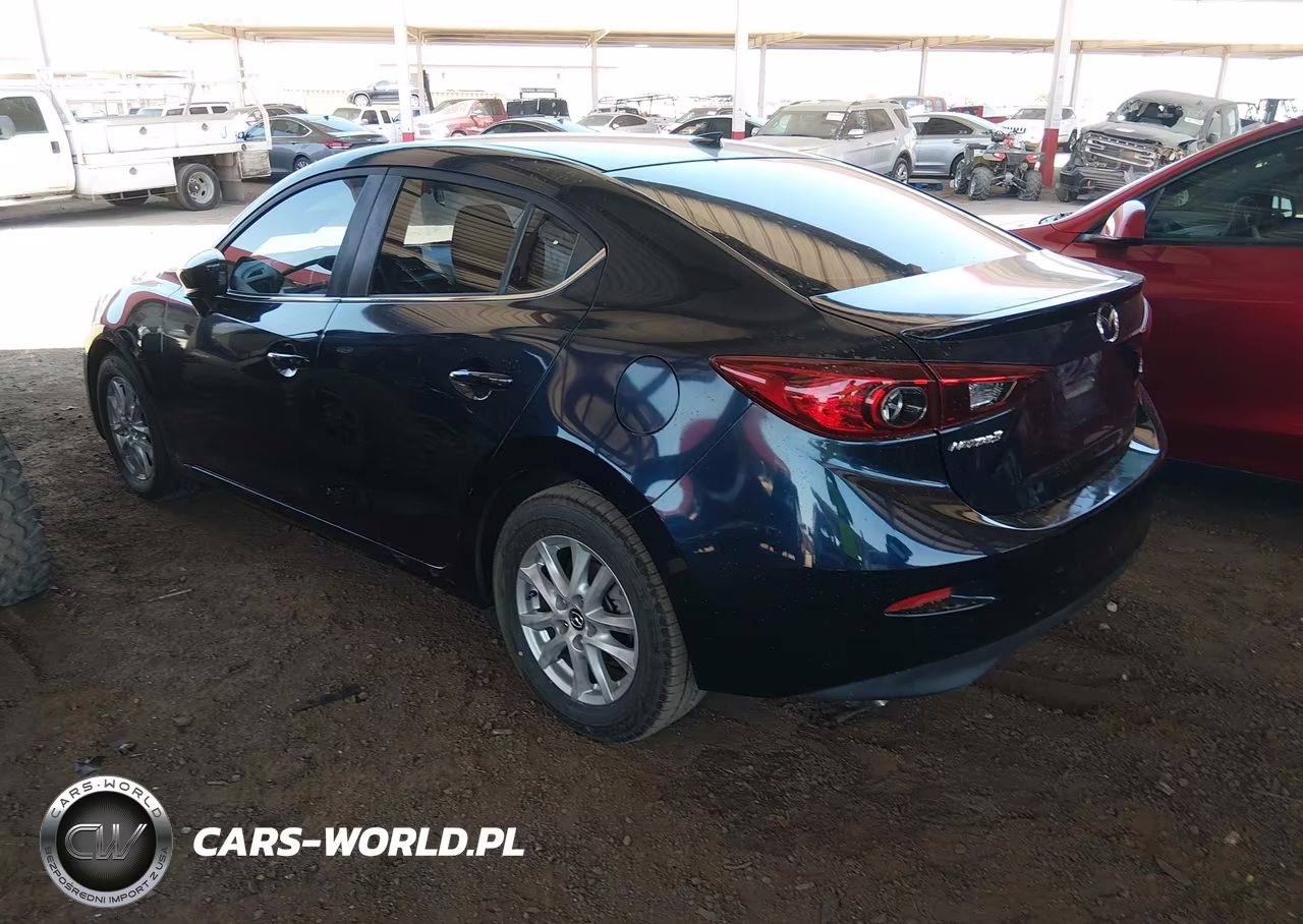 2014 Mazda Mazda3 I Touring VIN:JM1BM1V77E1147684 - 3