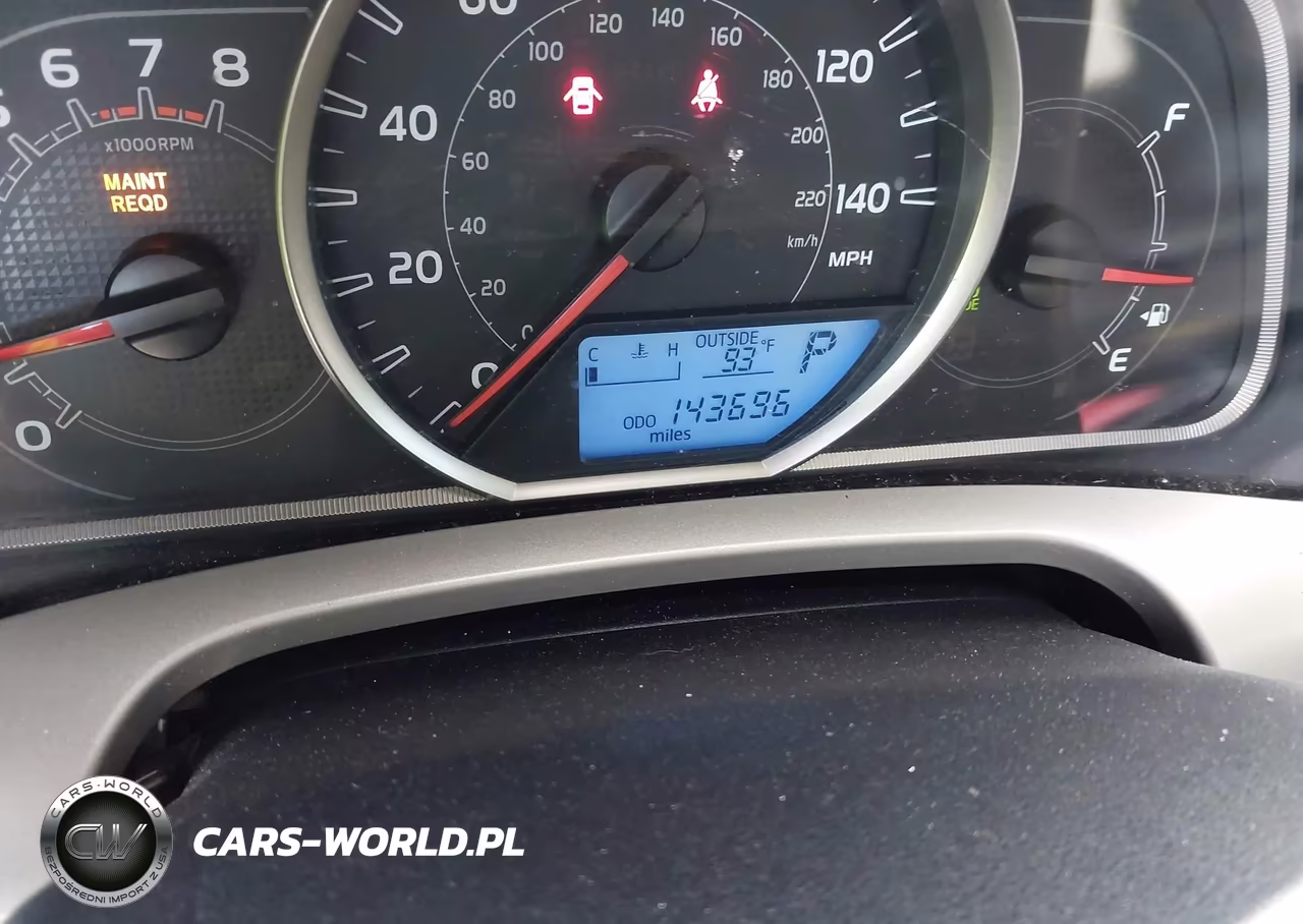 2015 Toyota Rav4 Le VIN:JTMZFREV9FD062366 - 16