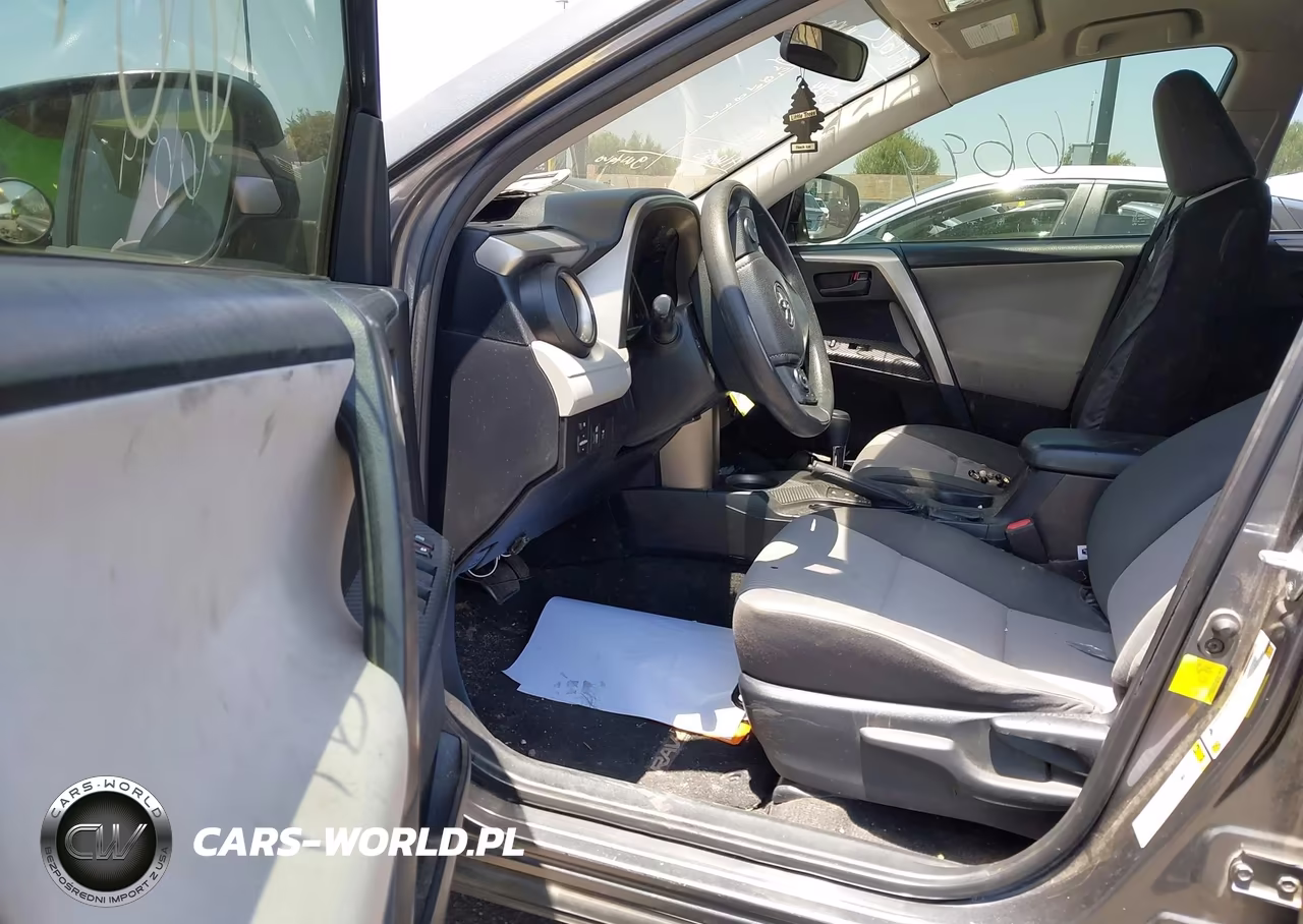 2015 Toyota Rav4 Le VIN:JTMZFREV9FD062366 - 5