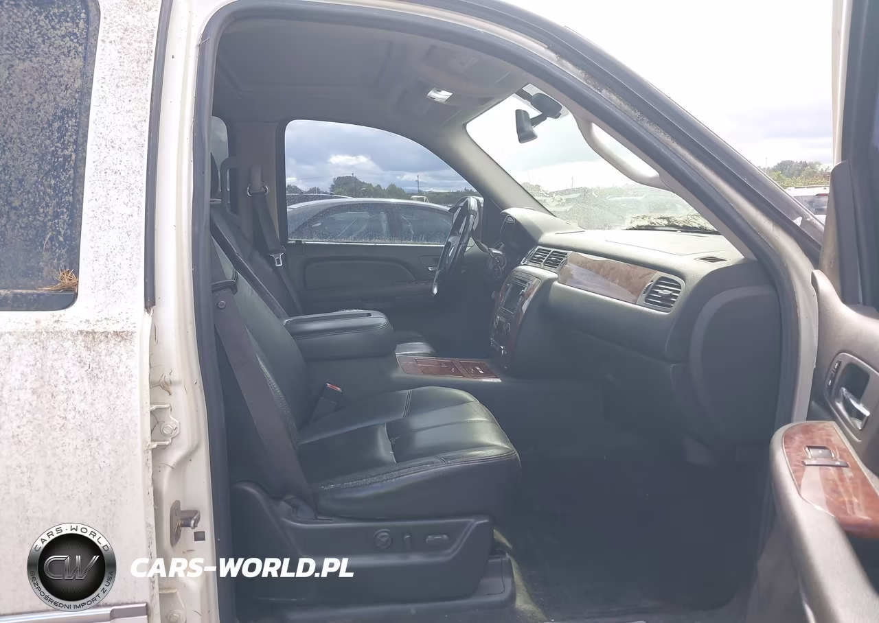 2008 Chevrolet Tahoe Ltz VIN:1GNFK13098R181698 - 5