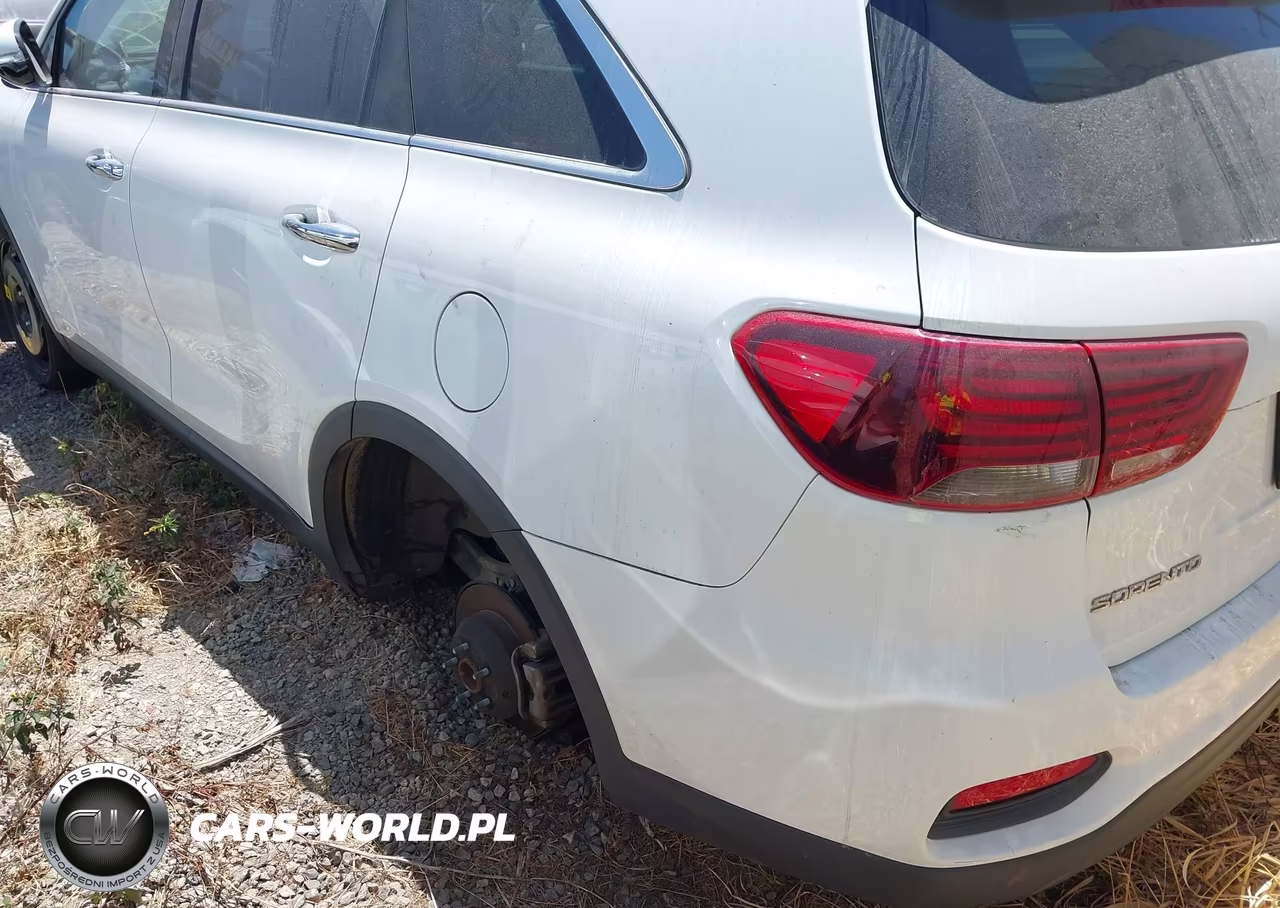 2019 Kia Sorento 2.4L Lx VIN:5XYPG4A37KG536435 - 3