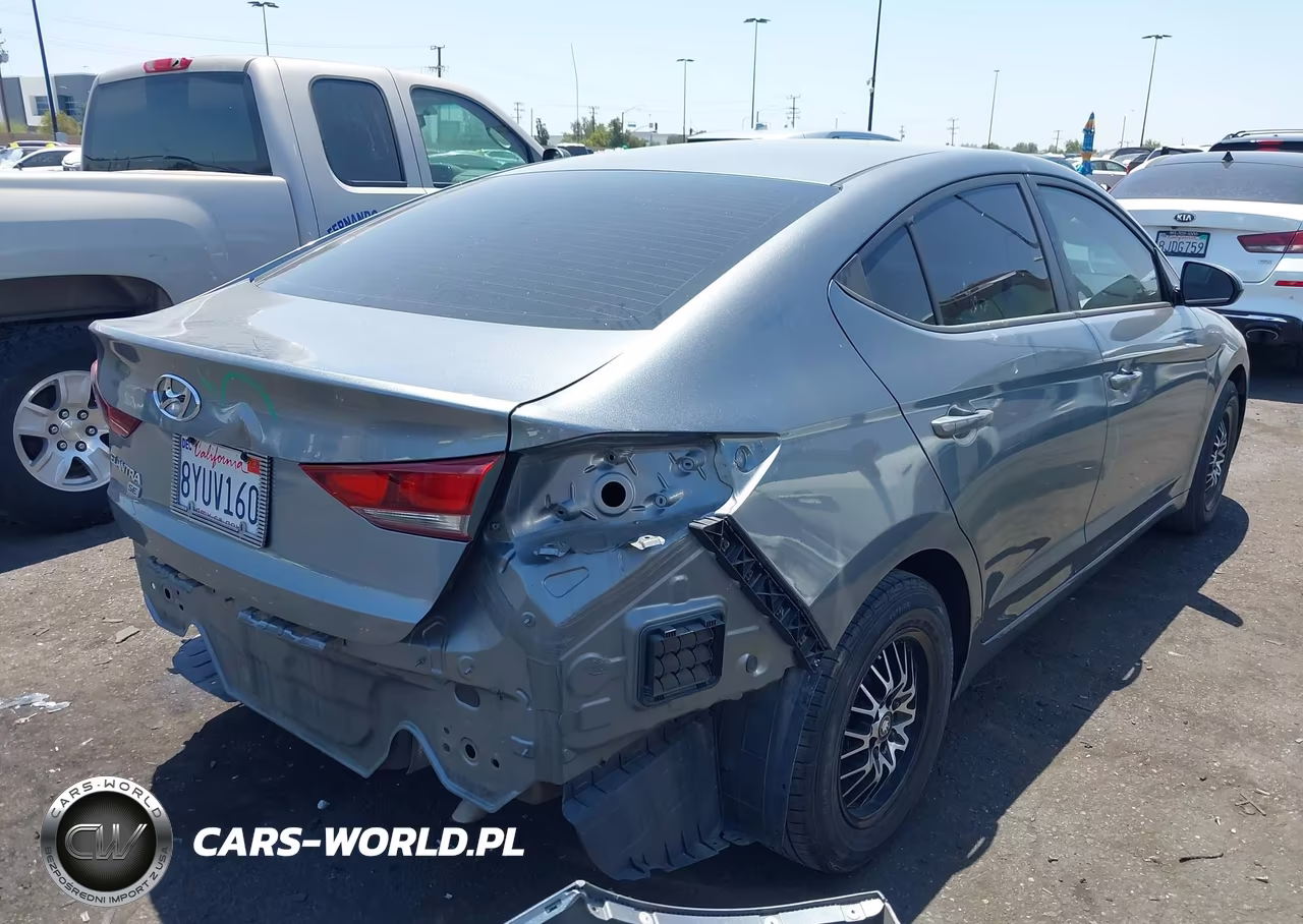 2018 Hyundai Elantra Se VIN:KMHD74LF1JU466465 - 4