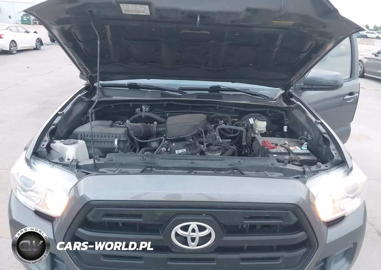 2017 Toyota Tacoma Sr VIN:5TFAX5GN8HX097269 - 10