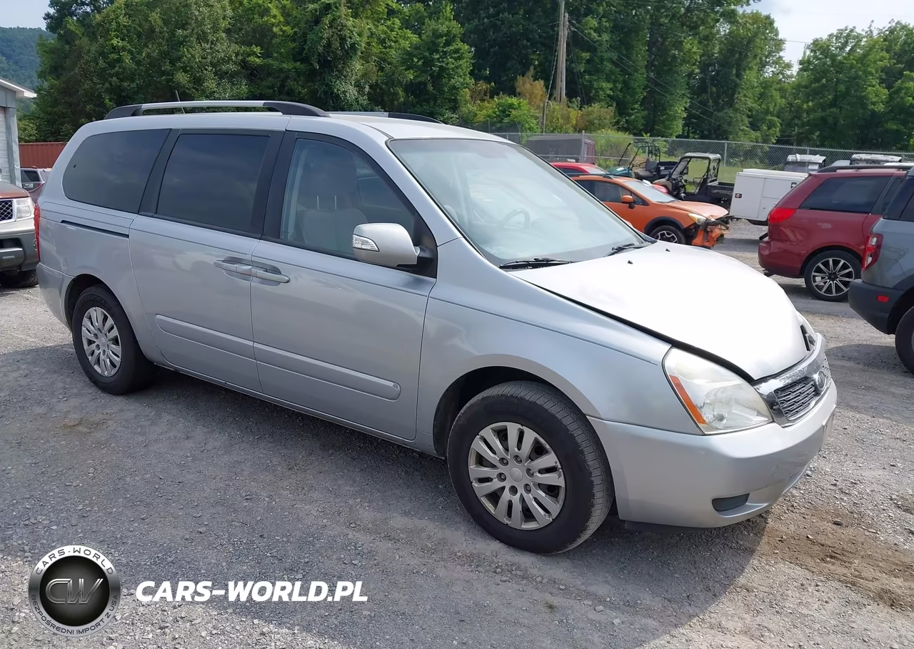 2011 Kia Sedona Lx