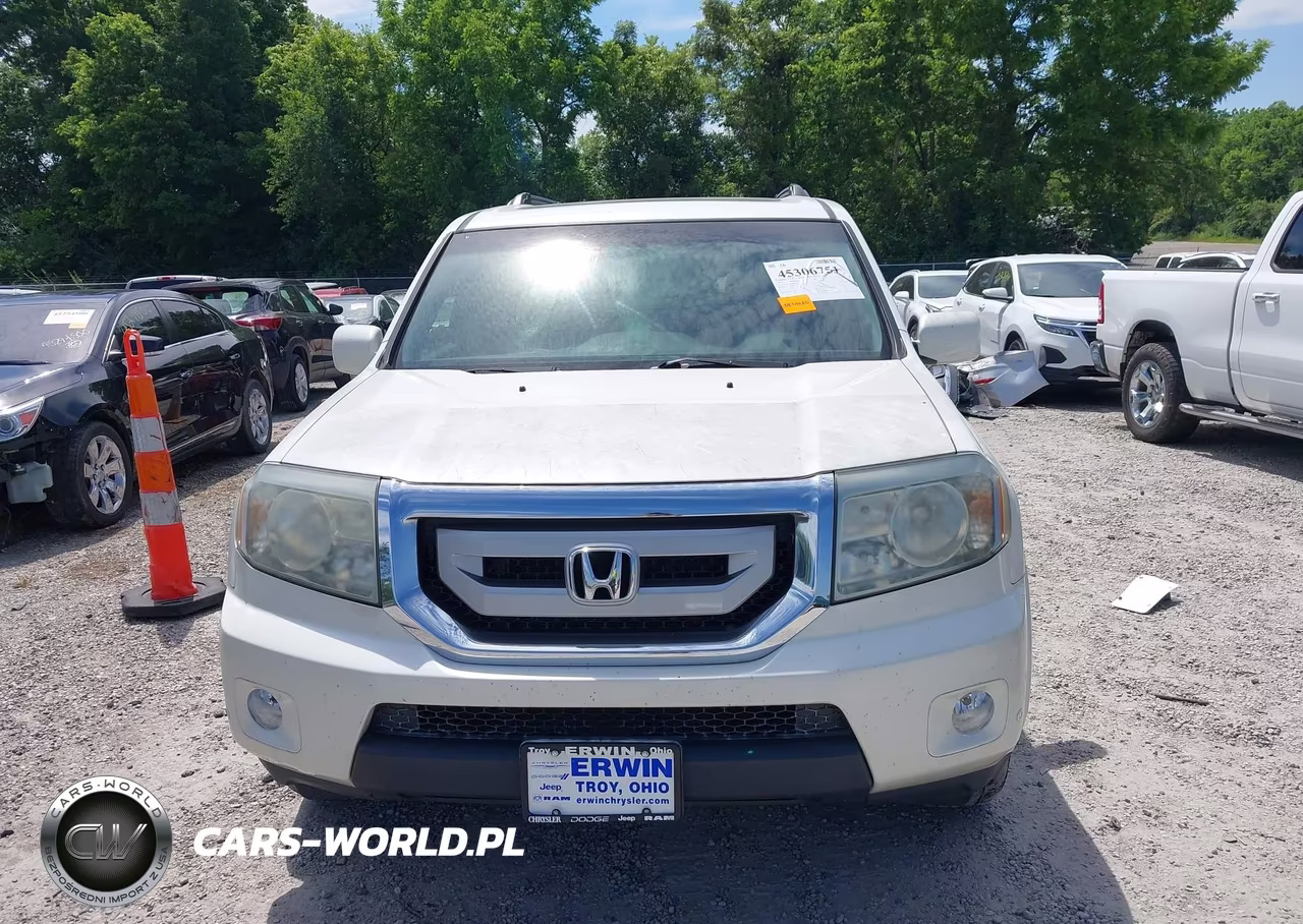 2011 Honda Pilot Touring VIN:5FNYF4H99BB006301 - 12