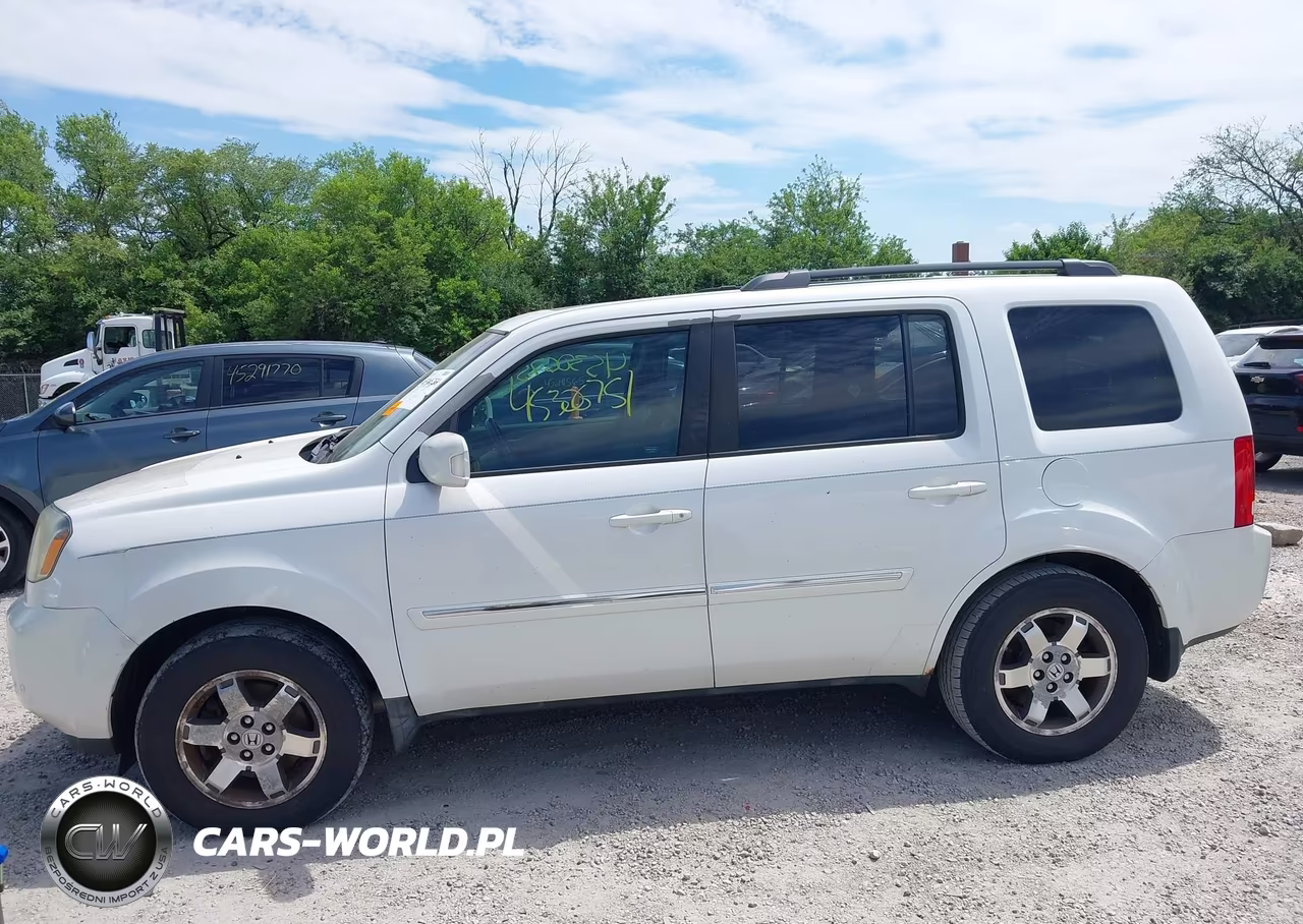 2011 Honda Pilot Touring VIN:5FNYF4H99BB006301 - 14