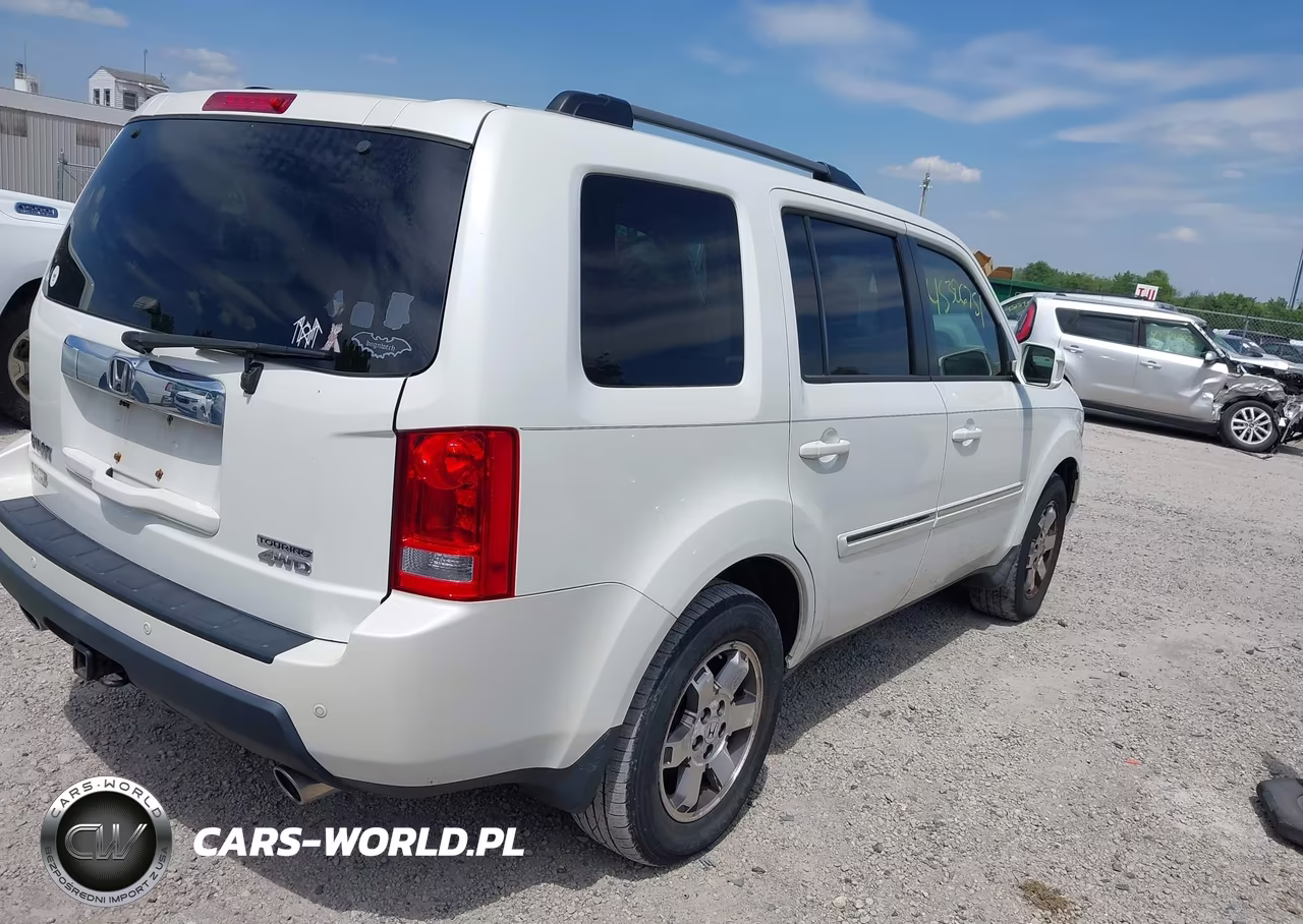 2011 Honda Pilot Touring VIN:5FNYF4H99BB006301 - 4